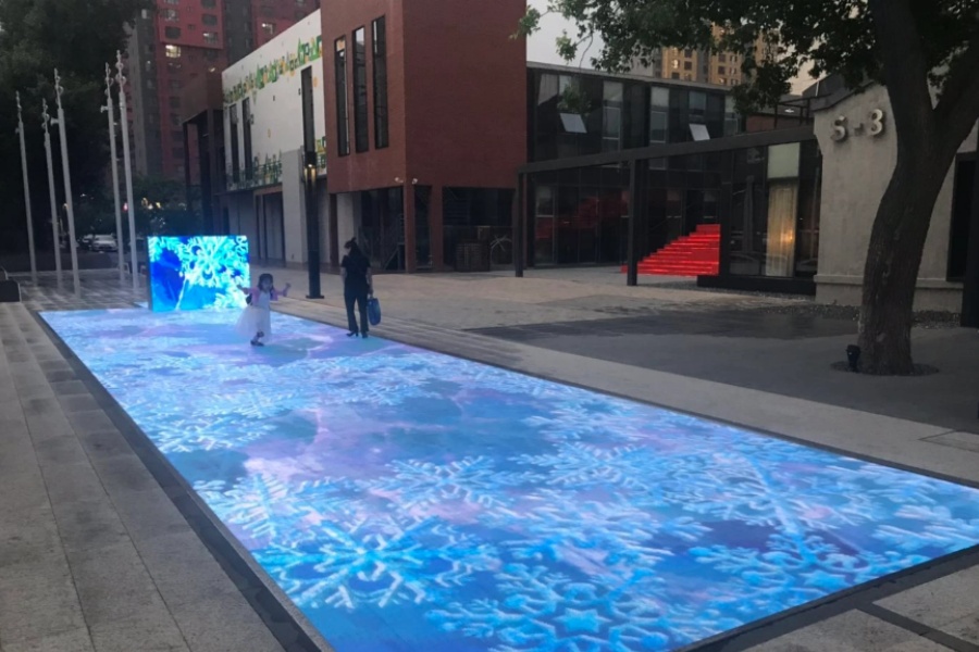 Interactive LED Display -Opening the Door to Efficient Business ...